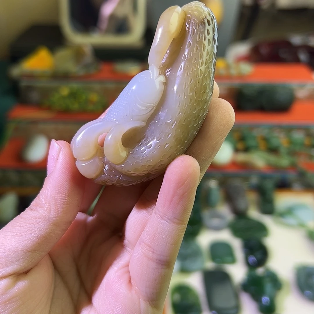 和田玉颈饰未镶嵌