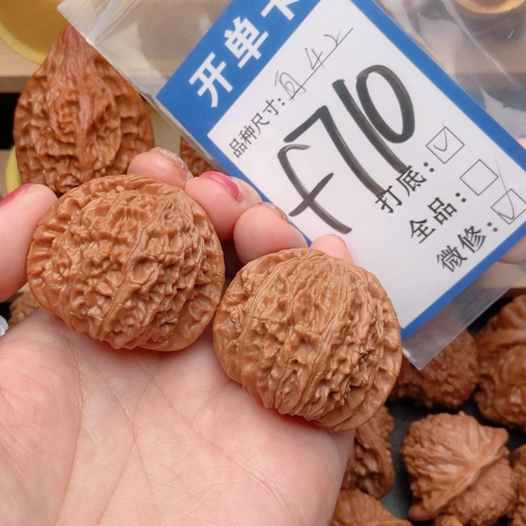 桃核吊坠核桃白狮子