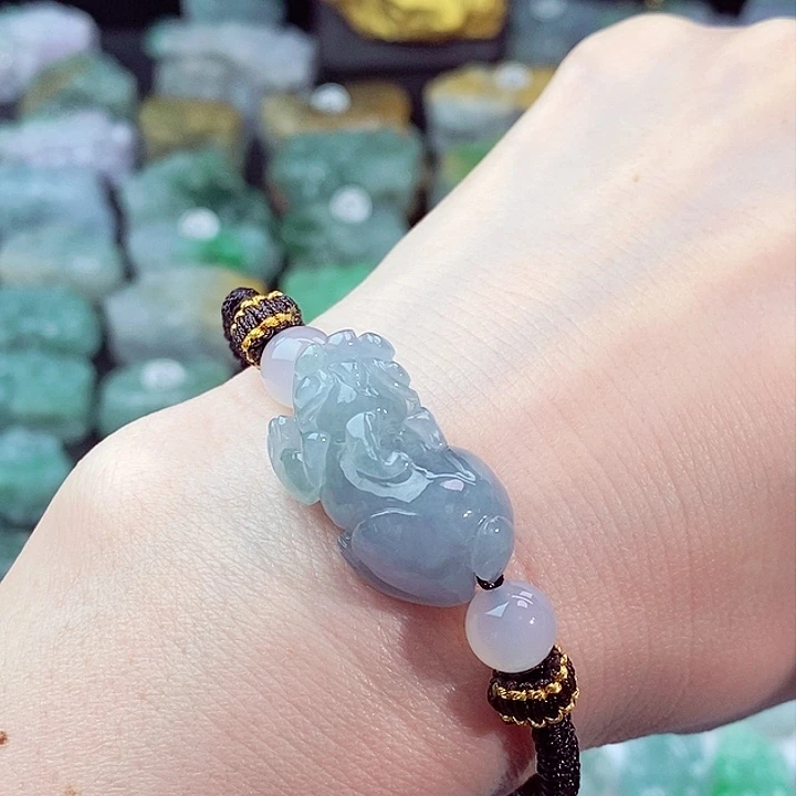 颈饰未镶嵌翡翠天然