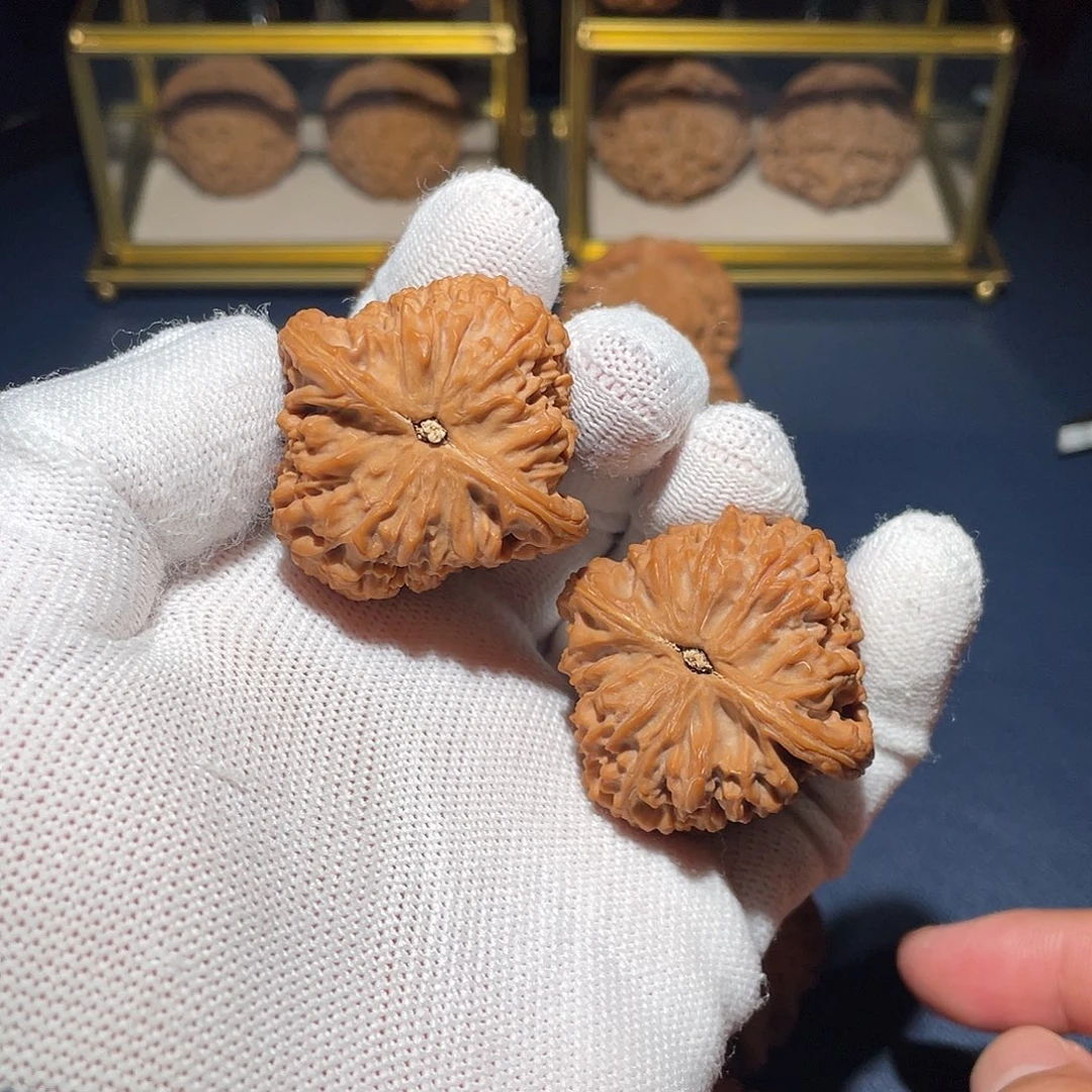 半***打把件文玩核桃40南疆石