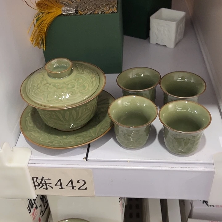 福利待遇多多哦哦哦