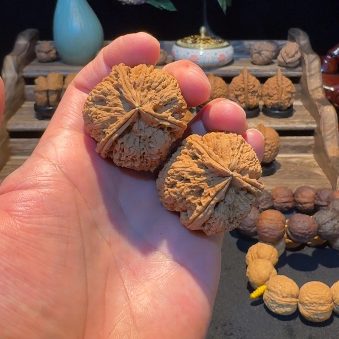 把件文玩核桃云南铁核桃15