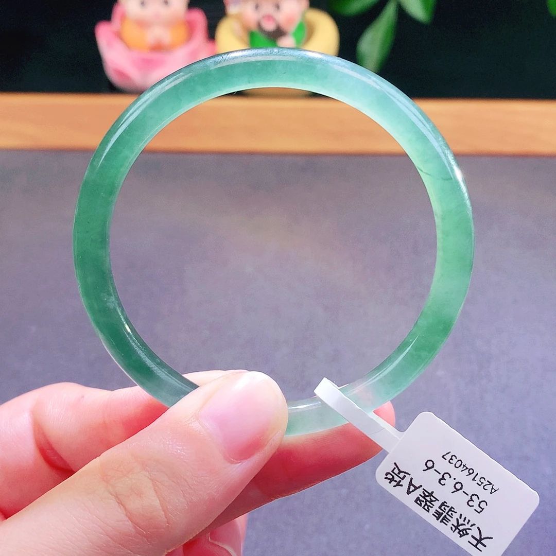 翡翠未镶嵌手镯天然翡翠