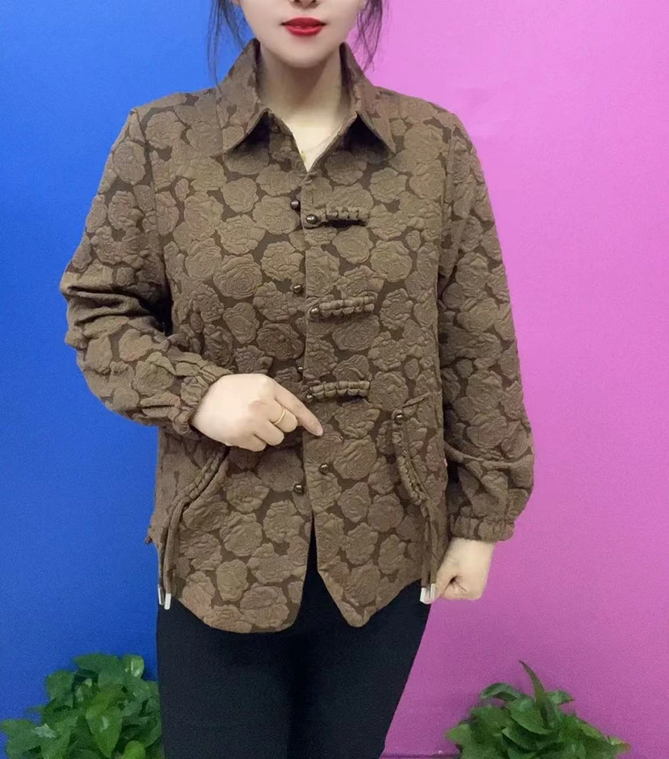 新款时尚洋气百搭盘扣提花薄款外套