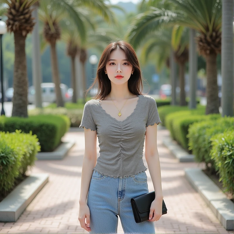 夏天设计感上衣甜美可爱褶皱短袖T恤2025新款通勤大码微胖打底衫