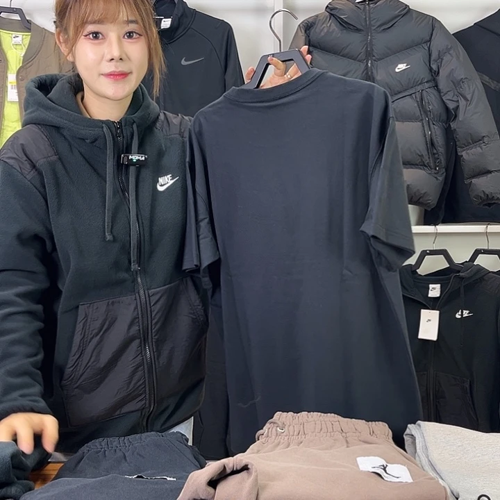 1816黑色短袖XL码170-190不退换