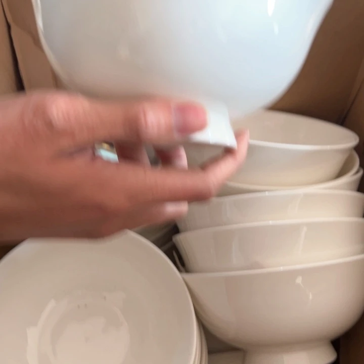 卿*纯白骨瓷面碗4个