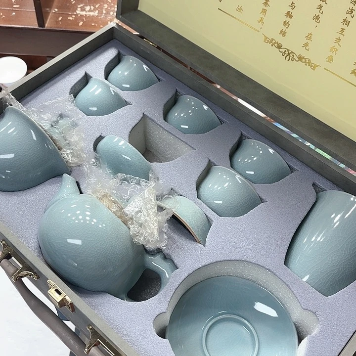 孤品茶具套装等。