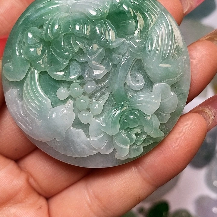 翡翠未镶嵌颈饰翡翠