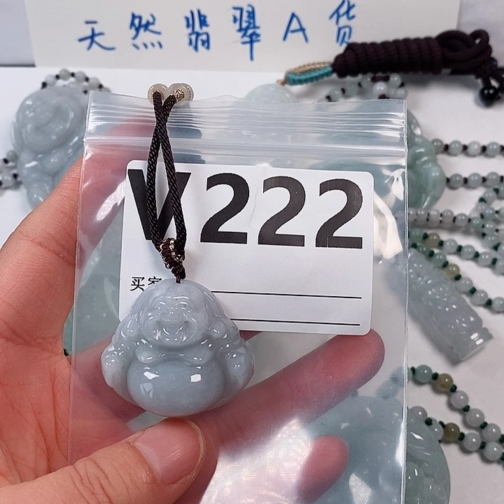 翡翠颈饰未镶嵌天然