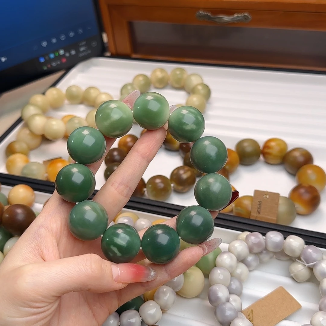 菩提根/象牙果手串?***?卡22干磨圆珠默认微瑕