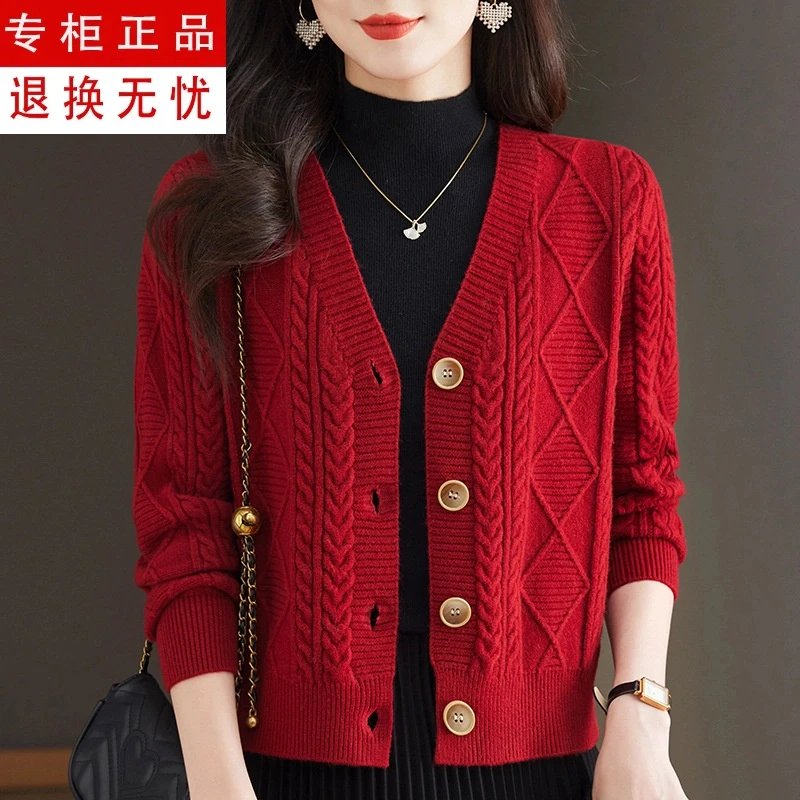 春秋短款上衣女士针织开衫宽松配吊带小外搭秋季新款时尚百搭外套