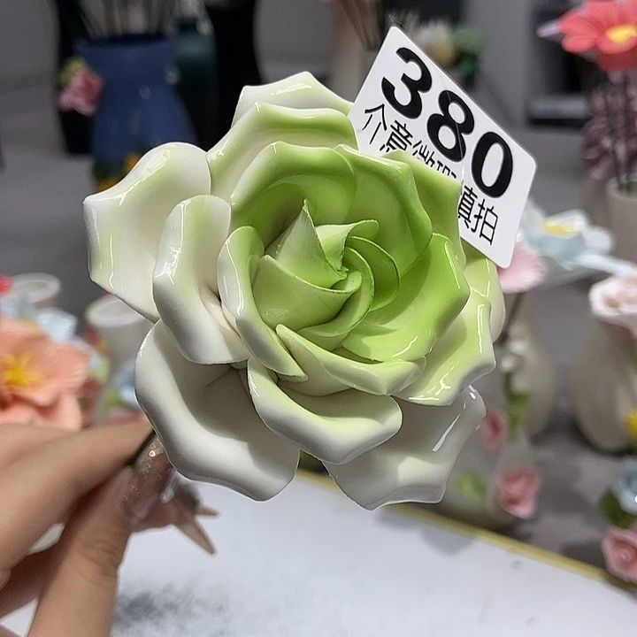 陶瓷纯手工捏花设计