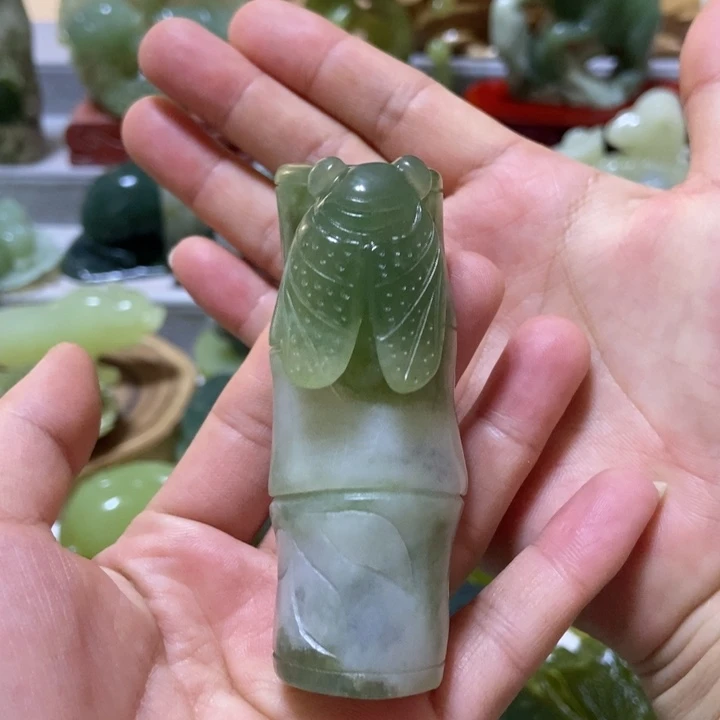 【闪购商品】蛇纹石玉把件未镶嵌