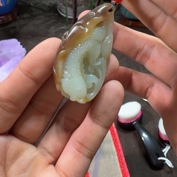 未镶嵌和田玉（糖玉）挂件