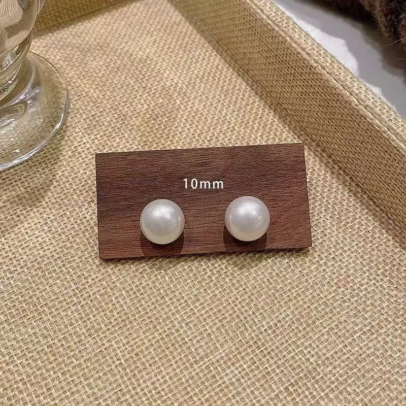 银贝珠耳钉