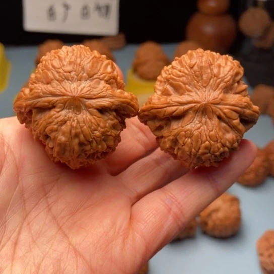 吊坠文玩核桃和尚头精对 40 39