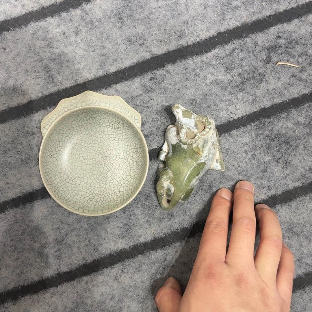 瓷片他斤斤计较来噜啦啦啦咯摸摸哦哦