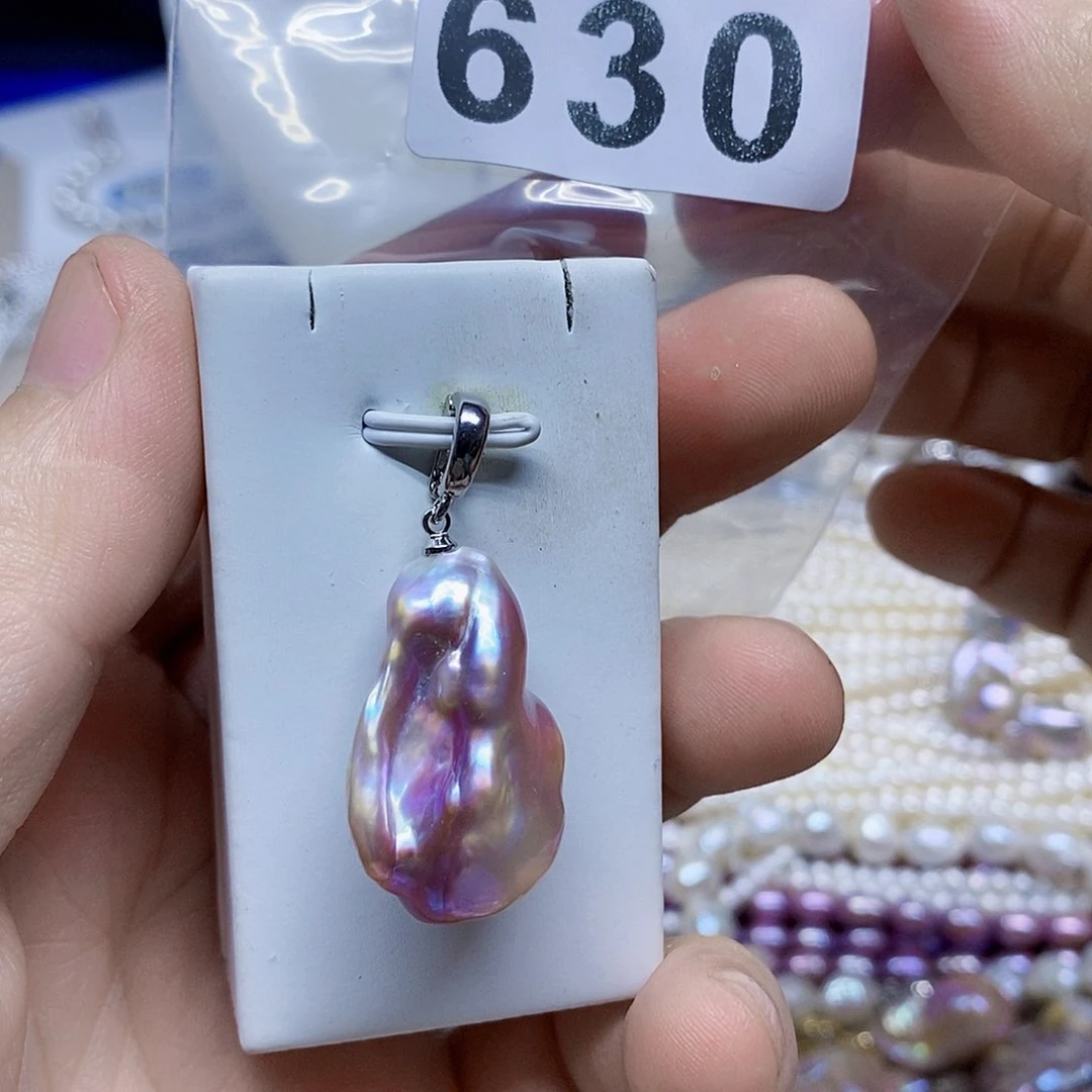 颈饰未镶嵌淡水珍珠