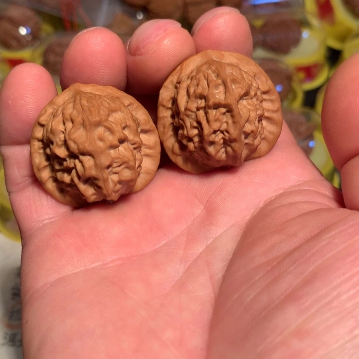 吊坠文玩核桃瓷娃娃35