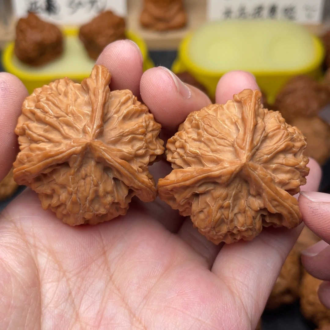 W***G把件文玩核桃三棱38