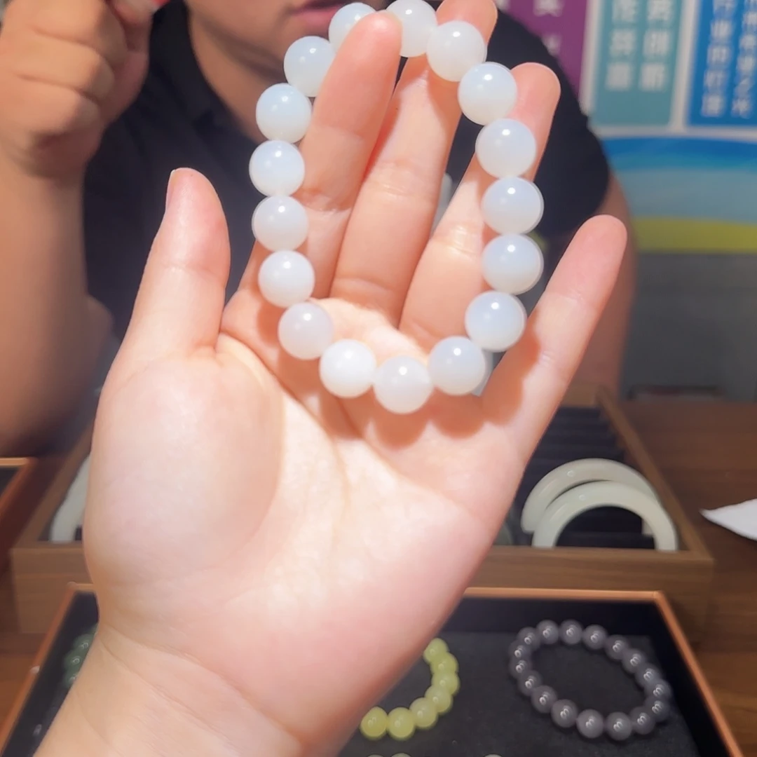 未镶嵌手链和田玉