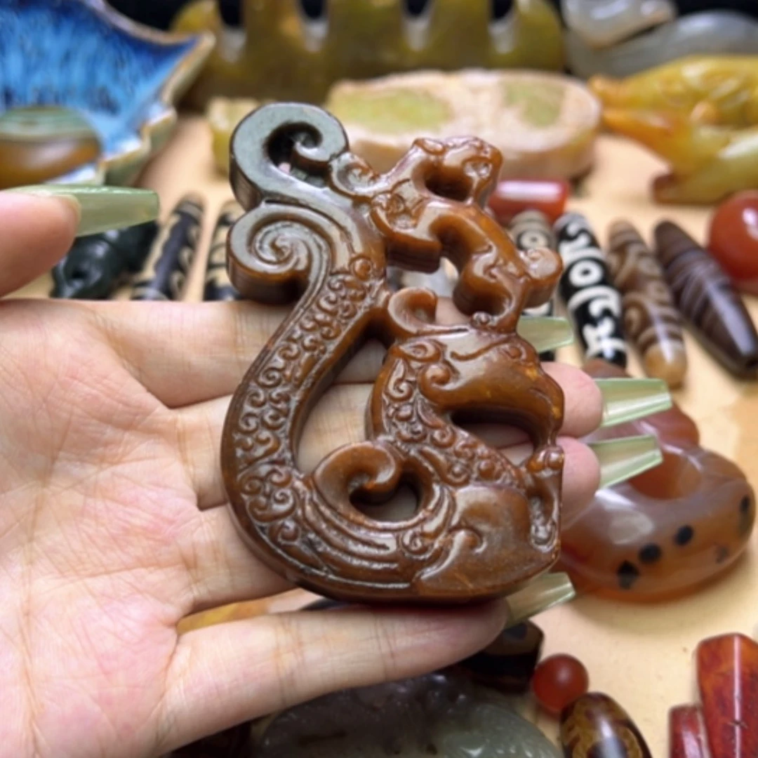 【闪购商品】蛇纹石玉未镶嵌颈饰