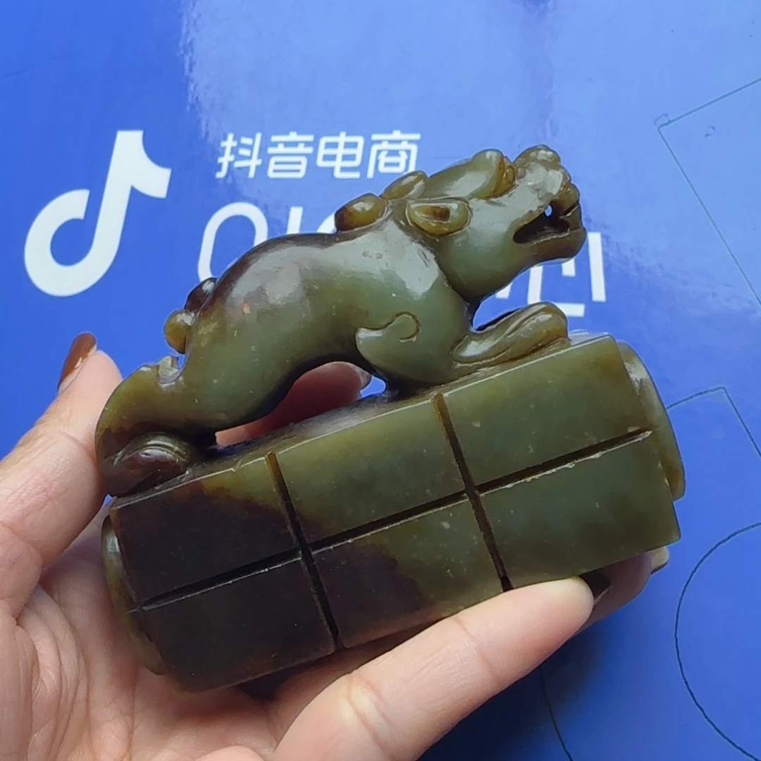 和田玉摆件未镶嵌