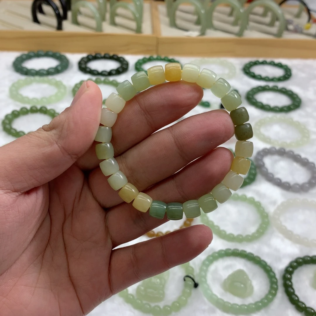 未镶嵌手串和田玉（直切多宝8）