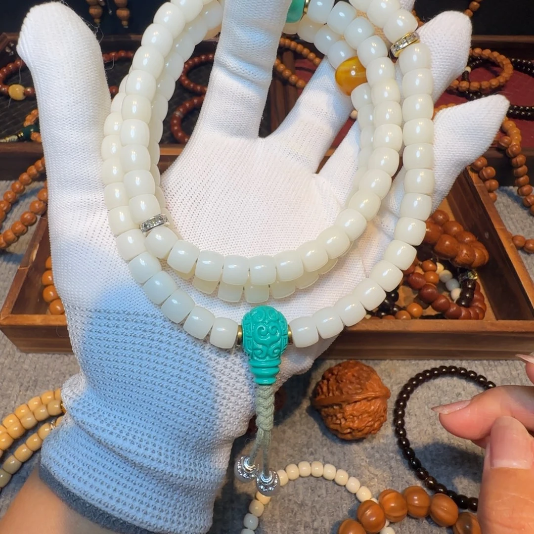 猴头核桃吊坠白玉菩提