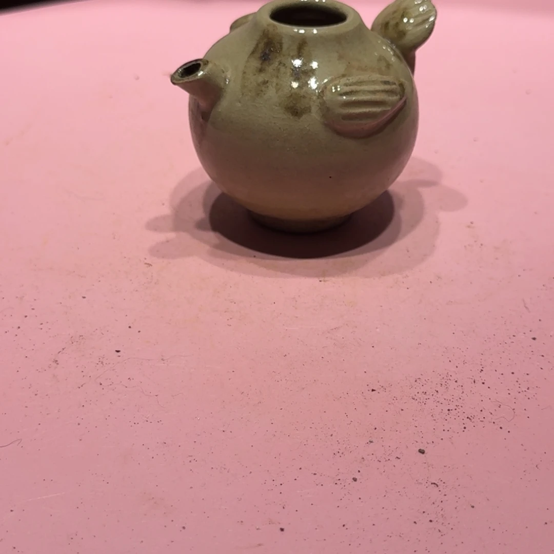 陶其他漂亮的小瓷瓶子