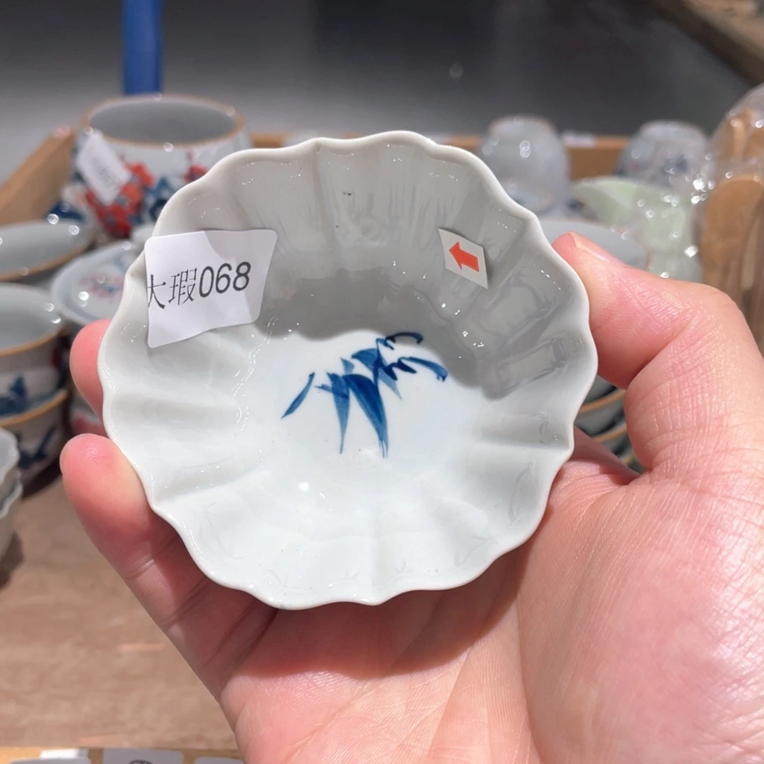 釉下手绘茶具微瑕