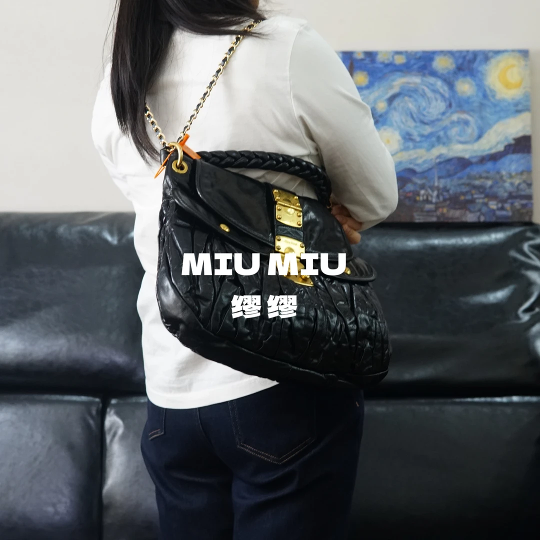 95新 MIU MIU/缪缪 miumiu/黑金单肩包/AR11619028/9028