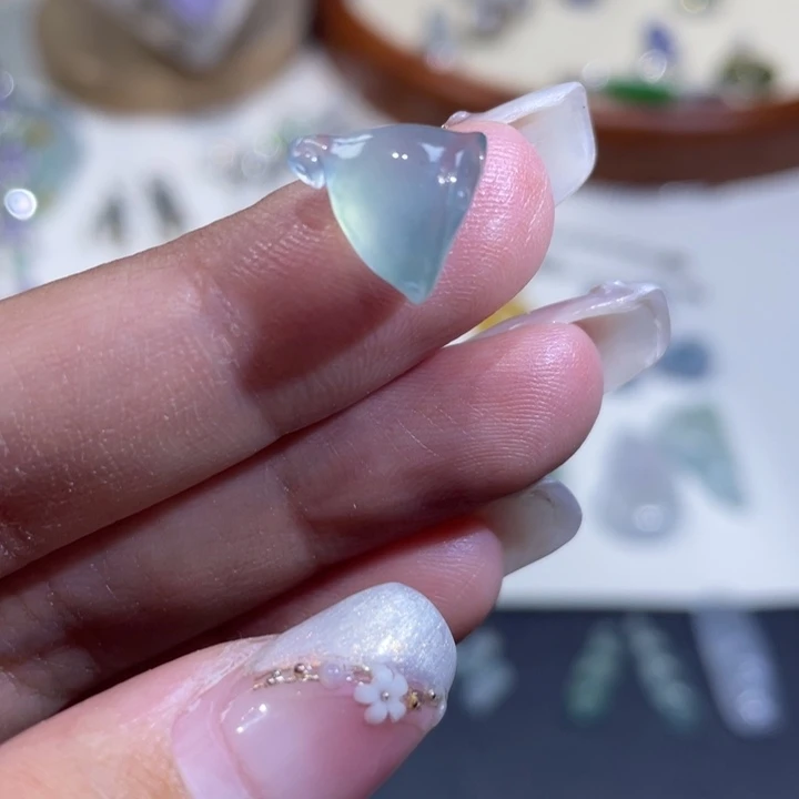 颈饰未镶嵌翡翠莲蓬