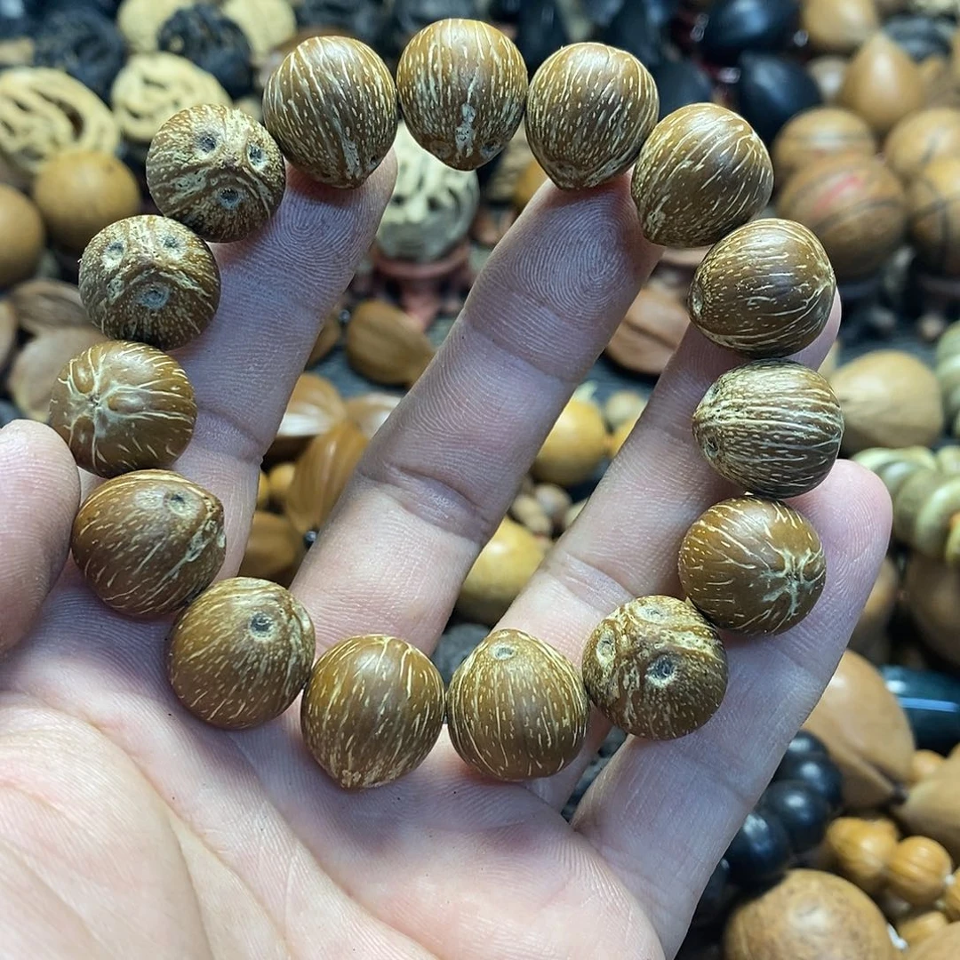 吊坠橄榄核原皮紫金鼠