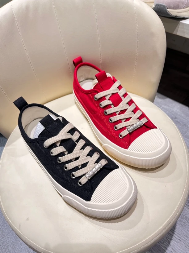 2025春款新款平跟系带板鞋帆布鞋百搭休闲鞋75