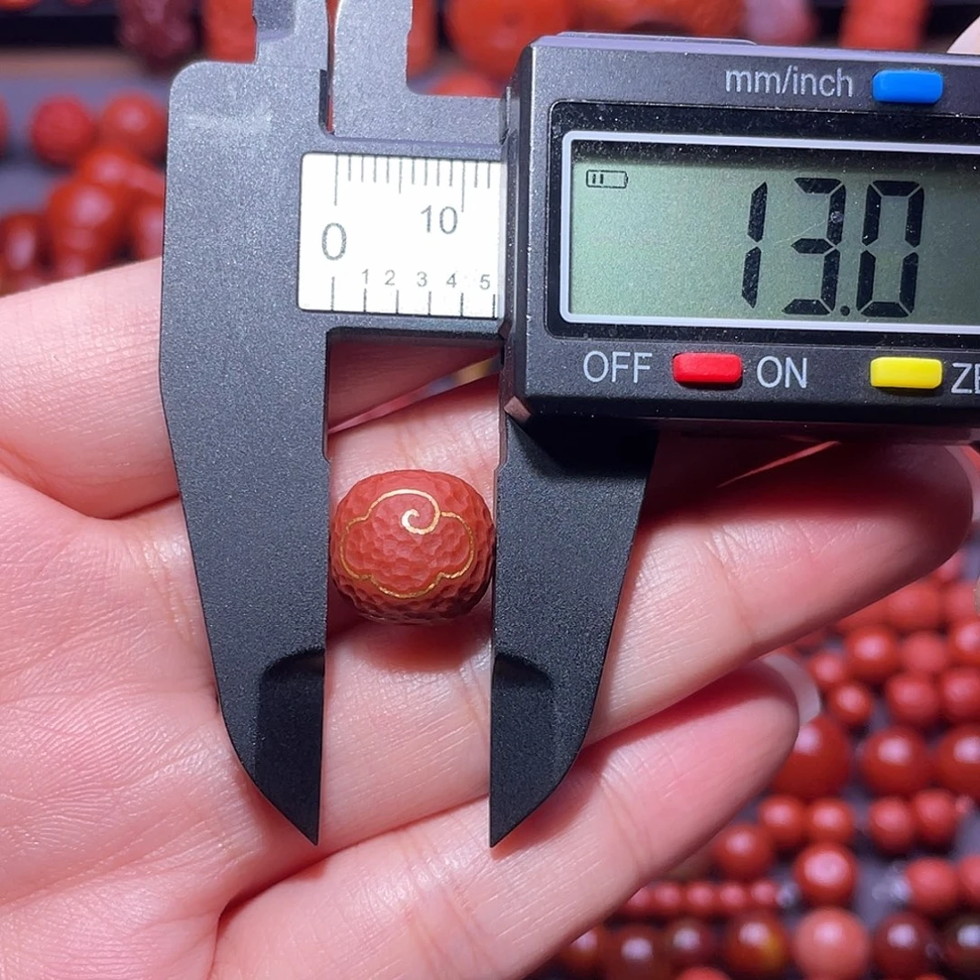 李***闹南红玛瑙未镶嵌配饰