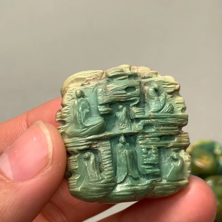 绿松石未镶嵌颈饰