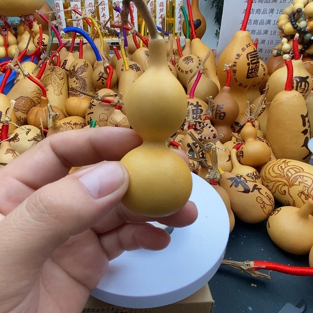 張***輝香榧木葫芦工艺品