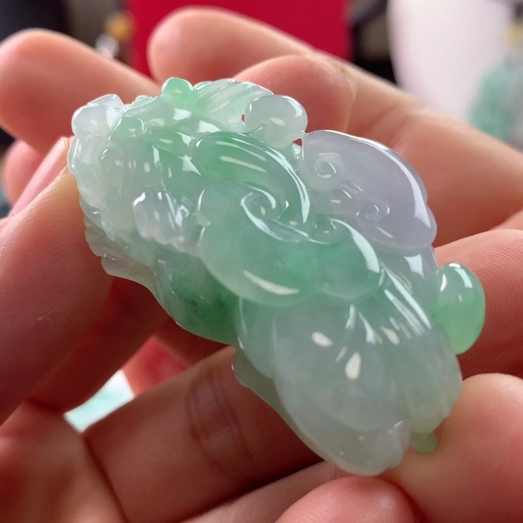 翡翠颈饰未镶嵌翡翠貔貅