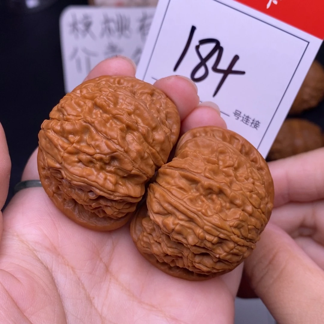 文玩核桃把件184闷尖白狮子头4.5