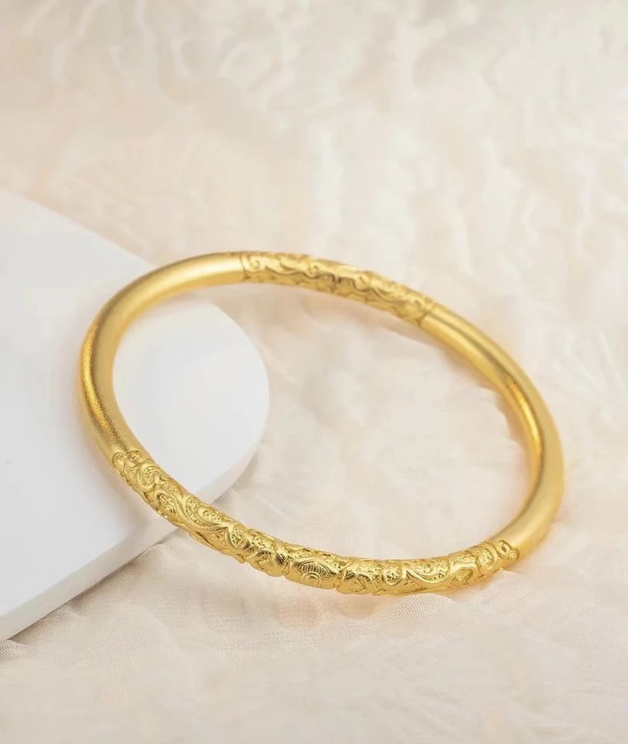 【Belira贝利】时尚卷草纹手镯百搭