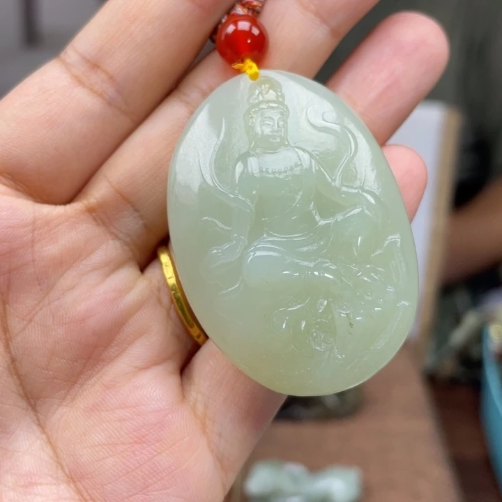 颈饰未镶嵌和田玉