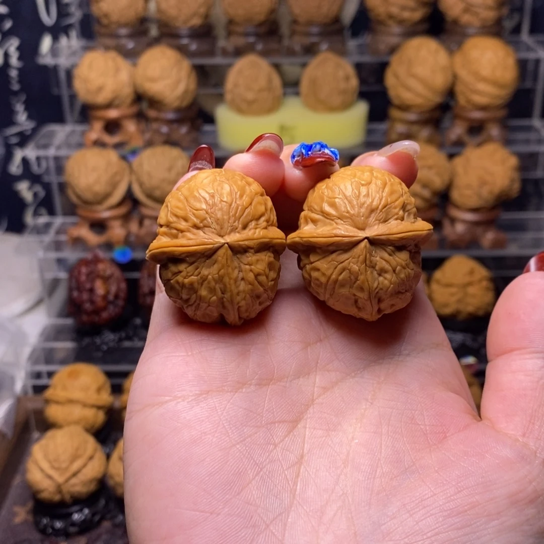 文玩核桃把件Z25福瓜三棱36尺