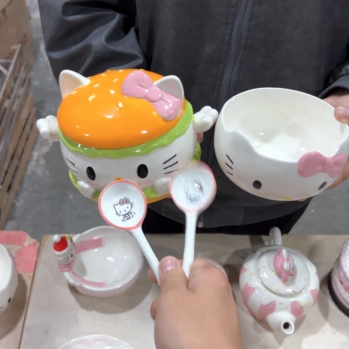 我们都是在这里等着