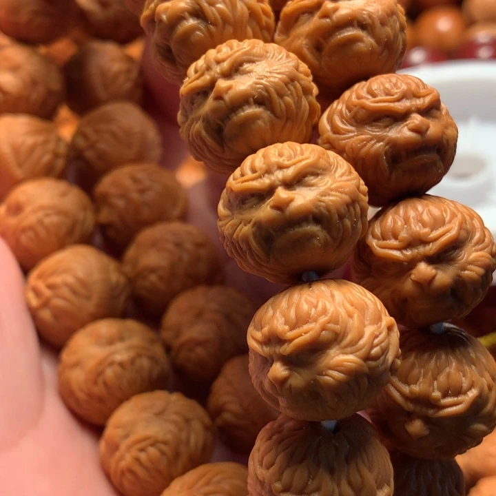 【闪购商品】猴头核桃手串星**原悟空