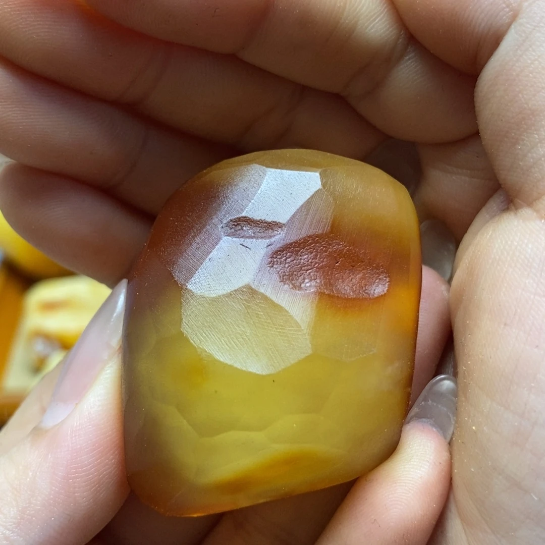 图***稳定制琥珀未镶嵌传世琥珀蜜蜡定制差价