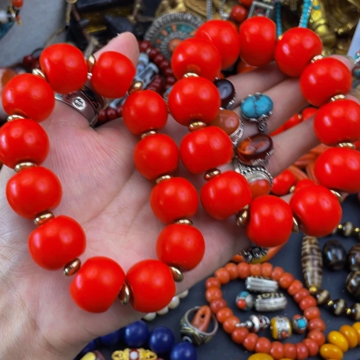 阿***亚泥塑擦擦的吊坠和