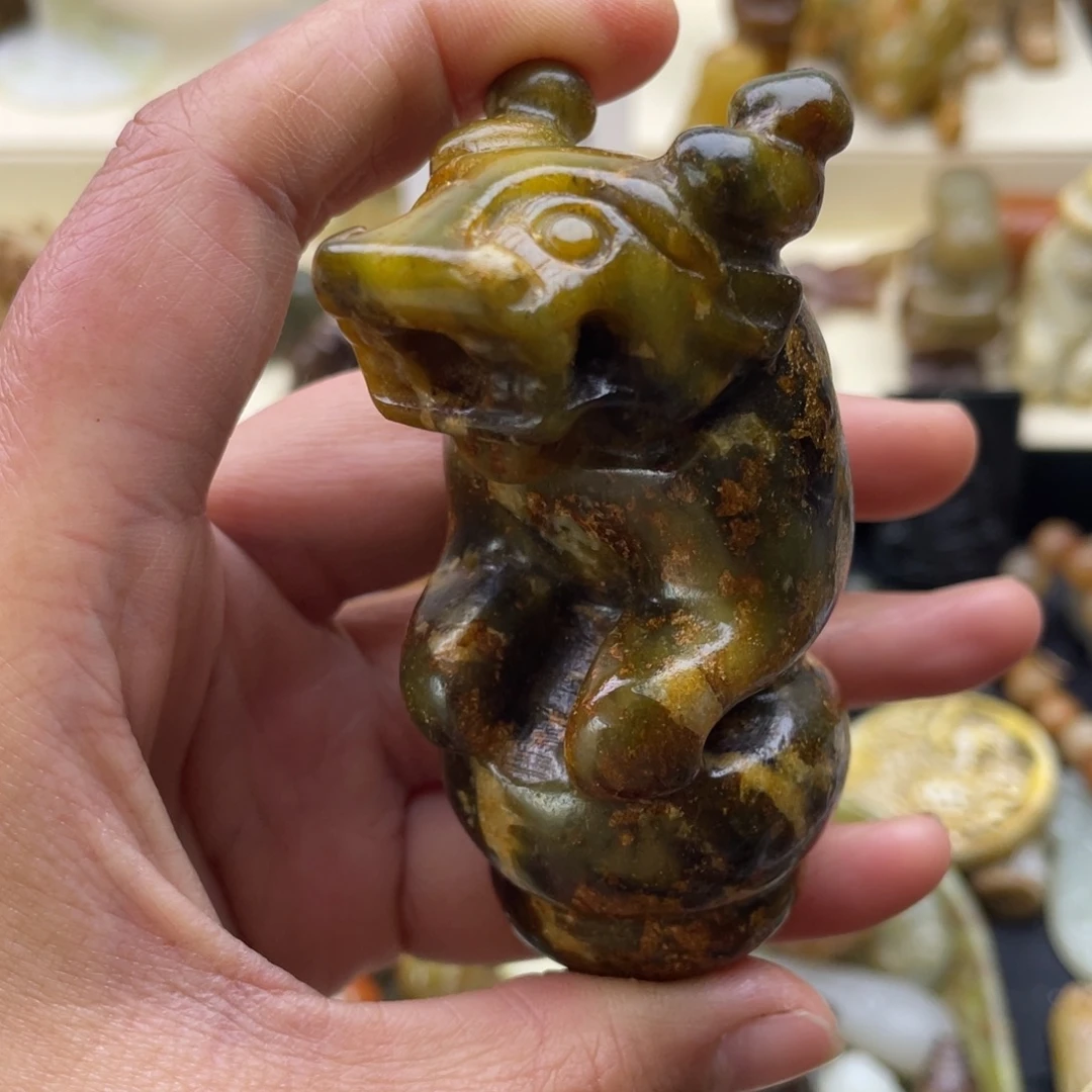 蛇纹石玉未镶嵌颈饰145