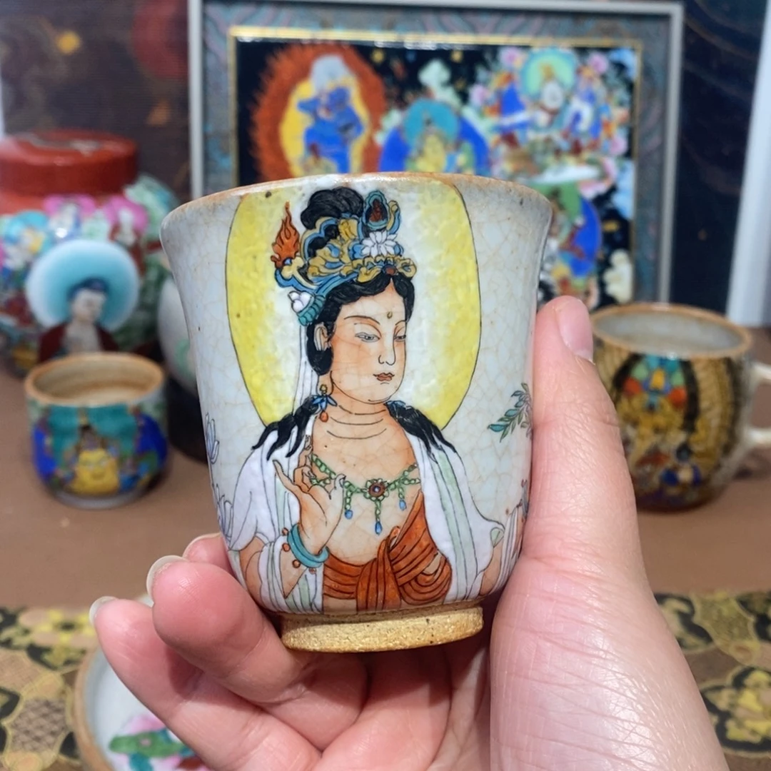 手工手绘白衣观音茶杯